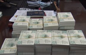 شاهد.. القنصلية العراقية في ايران تصدر الاف التاشيرات لزوار الاربعين
