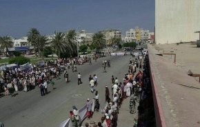 بالصور..وقفة احتجاجية بالحديدة للتنديد باستمرار العدوان