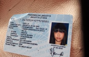 امرأة ترسل أخر سيلفي من الطائرة الاندونيسية قبل تحطمها + صورة