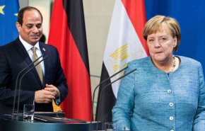 ميركل والسيسي يتفقان على التعاون العسكري والأمني