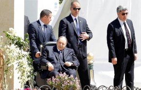  ما سبب الافراج عن قيادات عسكرية بارزة في الجزائر؟