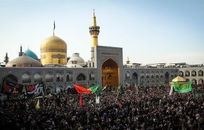 ملايين من زوار الامام الرضا (ع) يصلون مدينة مشهد المقدسة