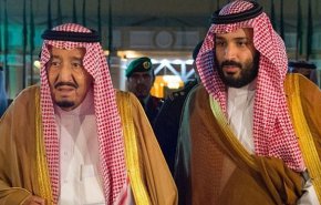 نخستین سفر داخلی ملک سلمان؛ ماست مالی به سبک شاه و شاهزاده! + تصاویر
