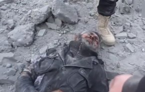 شاهد: ماذا فعلت قنابل الفسفور الابيض بدير الزور.. من اسقطها؟