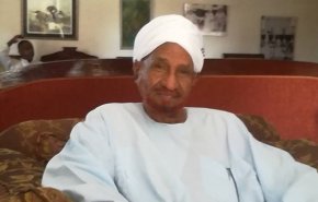 أول تصريح للصادق المهدي بعد أنباء عفو البشير عنه