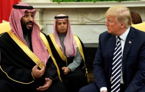 اربعينية خاشقجي، تقبيل يد القاتل
