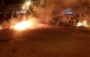 شاهد.. الرقة تثور ضد 