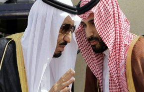 مجتهد يعلن: حالة ارتباك شديدة داخل الديوان الملكي