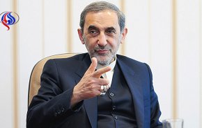 ولايتي يؤكد ضرورة وحدة المسلمين امام مؤامرات الاعداء