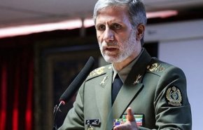 غواصتان ومدمرة بحرية جديدة تنضم لاسطول الجيش البحري