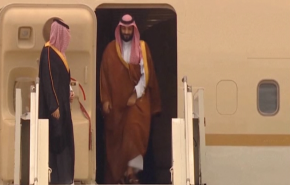 بالفيديو.. المشاركون بقمة العشرين يتجنبون الظهور مع ولي العهد السعودي!