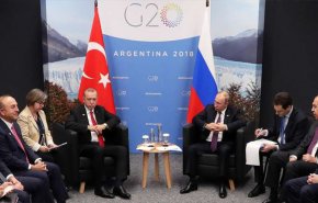 أردوغان يقترح عقد قمة جديدة حول أدلب السورية