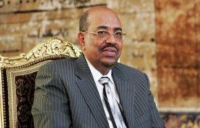 البشير يسعى لتعديل الدستور والرئاسة الدائمة عبر البرلمان