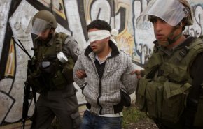 الاحتلال يعتقل 11 فلسطينيا بالضفة بينهم 