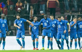بورتو يواصل إبداعه القاري وشالكه يعبر لوكوموتيف موسكو