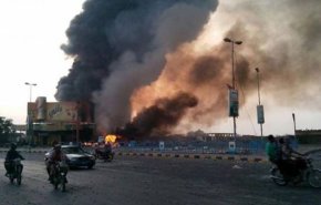 تحالف العدوان يطلق 130 قذيفة على منازل سكنية بالحديدة