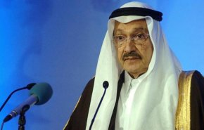 شاهد... مواقع التواصل تشتعل بسبب طلال بن عبدالعزيز!