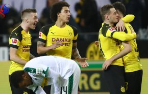 دورتموند يستعيد توازنه بحسم القمة مع مونشنغلادباخ