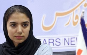 سارا خادم الشريعة تحرز لقب بطولة العالم للشطرنج السريع والخاطف