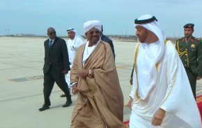 الامارات تحضر  لانقلاب ضد البشير