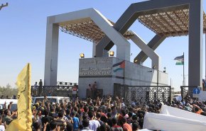حماس تستلم إدارة معبر رفح عقب انسحاب السلطة