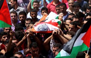 بالصور.. غزة تشيع شهيدين من شهداء مسيرة العودة