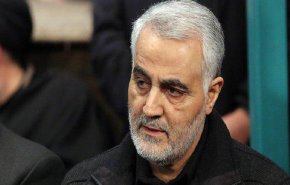 اللواء سليماني يقدم تعازيه لاستشهاد عدد من کوادر القوات الجوية الايرانية