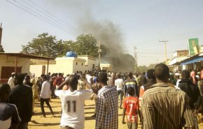 مقتل طبيب وطفل بقمع الشرطة السودانية للاحتجاجات