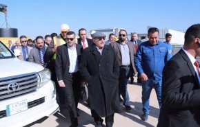عبد المهدي يوجه بمضاعفة الجهود لإنجاز مشاريع خدمية في البصرة