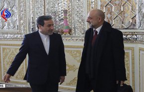 نائب وزير خارجية بولندا يصل إلى طهران
