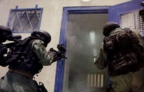 اصابة 100 اسير باعتداء الاحتلال على عوفر + فيديو وصور