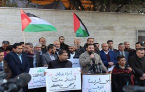  بالصور.. وقفة حاشدة بغزة تضامنا مع الاسرى في معتقل 