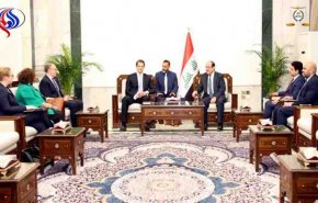 نوري المالكي يبحث مع وفد امريكي تواجد القوات الامريكية