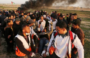 شهيد فلسطيني و14 إصابة بقمع مسيرات العودة والحراك البحري