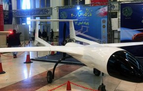 بالصور.. ازاحة الستار عن احدث طائرة درون ايرانية