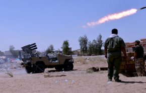 الحشد الشعبي يقصف تجمعات لداعش داخل سوريا
