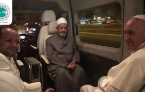للمرة الأولى تاريخيا.. البابا وشيخ الأزهر يقيمان في بيت واحد