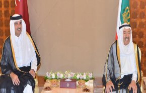 أمير الكويت يستقبل أمير قطر