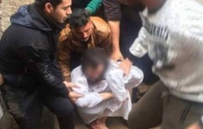 قصة مخيفة لشاب مصري احتجزته والدته 10 سنوات