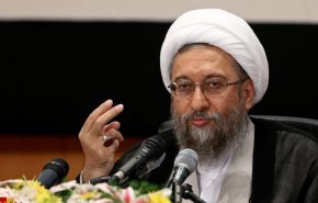 آملي لاريجاني:على اميركا واذنابها القبول بالفشل بسوريا