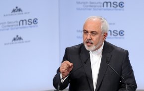 وزير الخارجية محمد جواد ظريف يصل ألمانيا