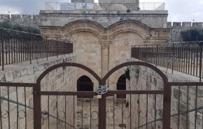 غضب عارم في الأقصى بعد إغلاق الاحتلال باب الرحمة.. 