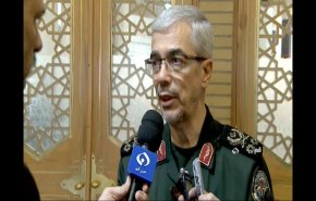اللواء باقري لباكستان: سنضرب الارهابيين اذا فشلتم