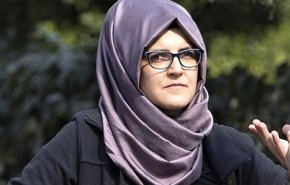 أمير سعودي يتهم خطيبة خاشقجي بسبب هذه الصور!