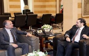 سأبقى أتخذ المواقف الدفاعية عن أي أرض عربية