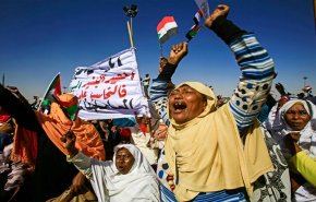 السودان يرفض أية مبادرة تخرج عن الشرعية 

