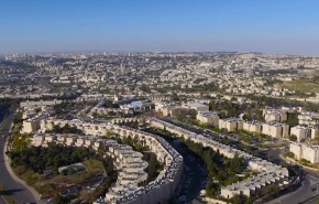 شاهد كيف يوسع الاحتلال عملية الاستيطان في القدس المحتلة 