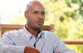 ليبيا تمنح نجل القذافي بطاقة هوية 
