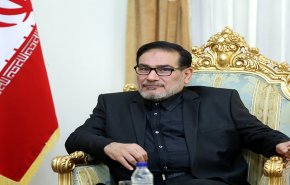 شمخاني: لدينا اساليب متعددة لمواجهة الحظر الاميركي على صادرات نفطنا