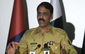هكذا عاقبت باكستان رئيس استخباراتها السابق بسبب كتاب!